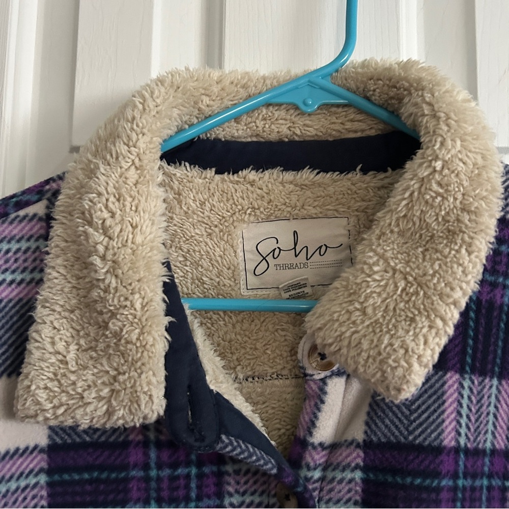 Soho Threads Fleece Shacket Large - Picture 6 of 8
